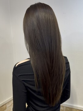 カミケン 黒岩店　kamiken・ 大人綺麗ロングヘア×レイヤーカット【カミケン黒岩店】