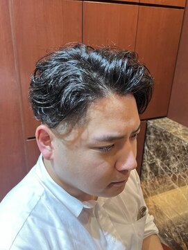 ヘアモード キクチ 銀座店 銀座　理容室　フェードパーマスタイル