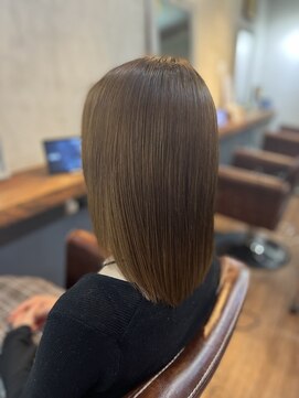 スローネ(THRONE) 艶カラー／髪質改善／新宿／20代30代40代