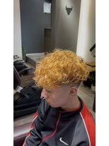 ブル(b.u.l.l.)&nbsp;ブリーチカラー＋スペインカール