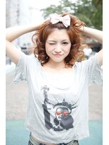 ヘアーデザイン ディードット(Hair design D.)&nbsp;ふわふわ＋ハイトーン＋Tシャツ＋リボン＝読モ風簡単アレンジ