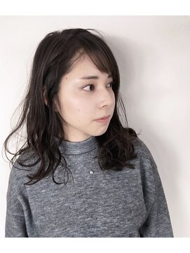 トラッド ヘアサロン(Trad.hair salon) medium fringe wave style
