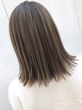 メリー(merry craftsman's factory) ベージュカラーにハイライト！