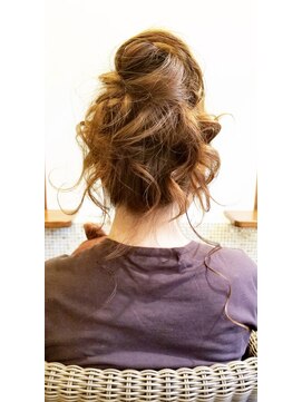 ヘアアンドスパ ケー(Hair&spa K) ルーズお団子☆