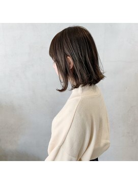 ミント(mint) 赤み除去！透明感グレー！