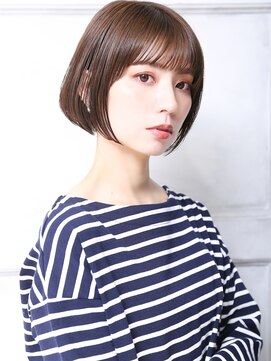 クラッチ 博多(CLUTCH) 大人可愛い２０代３０代４０代小顔丸み前下がりショートボブb9