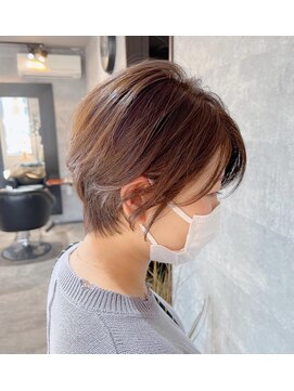 ロウエン 春日(LOWEN) 丸みショート