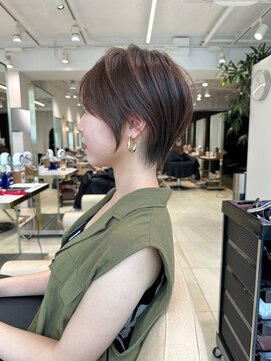 アンド ストーリーズ(&STORIES) 大人可愛い小顔ひし形クビレ丸みボブ20代30代40代大人ショート