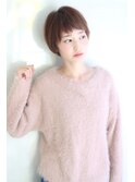 ことりベージュネイビーカラー毛先パーマ小顔ワンサイドショート