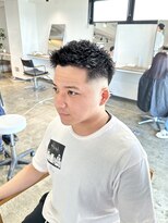 ザ オーダー(THE ORDER)&nbsp;ツイストパーマスキンフェードカットメンズ刈り上げメンズカット