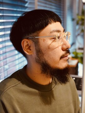 ビュートリアム 梅田(BEAUTRIUM) ラウンド/アーチ/マッシュ/メンズカット