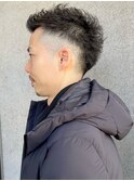 スキンフェード　モヒカン　無造作ヘア　ワイルド　20代30代