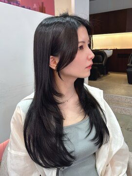 ウィクシーミミ 栄矢場町店(wixy mimi) レイヤーカット/韓国ヘア/透明感カラー