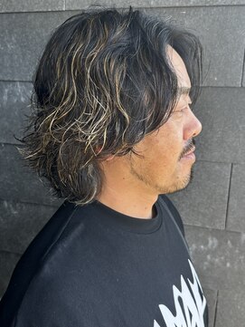 リオールバイニアウ(RE:ALL by Niau) メンズボブウルフパーマメッシュスパイラルパーマツーブロック