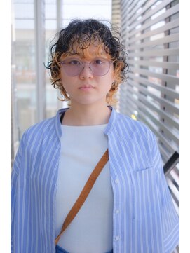 ソレイユ(Soleil) くせ毛カット/インナーカラー/カーリーヘア/表参道【松本匡介】