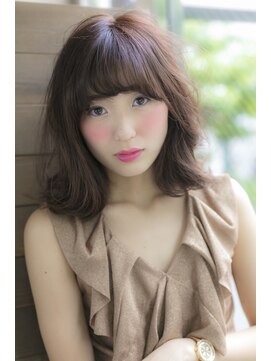 ティアラ 桜木町(TIARA) 大人髪・ひし形レイヤーロブ　ｂｙ西山