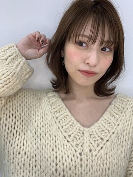 シー バイ ロンド 新宿(Sea by Lond) 大人かわいいナチュラルベージュ小顔ミディアム