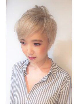 ヘアメイク フォックス 錦店(hair make FOX) ハイライトカラー×ショート