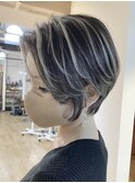 ショート×コントラストハイライトs 20代30代40代 柏駅