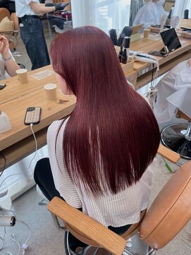 ガーデンエン 表参道(GARDEN eN) ロング/ボルドーカラー/デザインカラー/ストレート/矯正縮毛