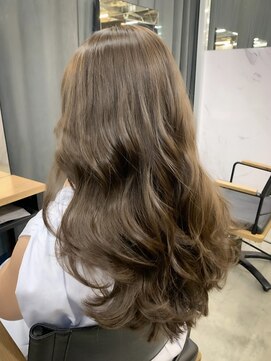 アリュウル 表参道(ALLURE) 透明感ミントグレージュカラー×レイヤーカット