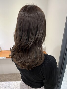 カリネバイフィエル(CALINER by Fier) 西梅田駅 / 髪質改善◎カラーしながらダメージケアして艶髪に◎