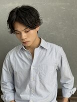 ガビーヘアルーブ(gabi hair LOOB) センターパートウルフパーマ緩め波巻きスパイラルパーマ