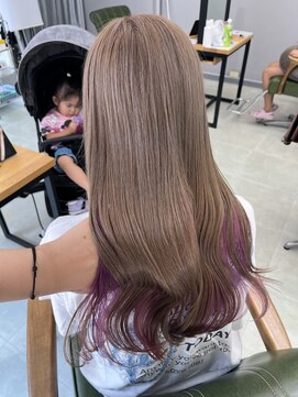 ヘアーアンドビューティーザ エフ(Hair Beauty the F) インナーカラー＿ミルクティーベージュ＿ピンクパープル