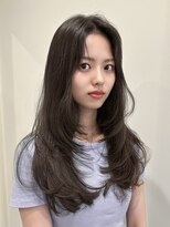 ユニコ(unico)&nbsp;韓国風/レイヤー/小顔/前髪カット/髪質改善/グレージュ/透明感