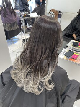 アライブ ハラジュク(ALIVE harajuku) 【ALIVE yu-ki 自然な繋がりのグラデーションカラー】