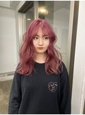 ロングヘアウルフカットハイトーンローズピンクカラー