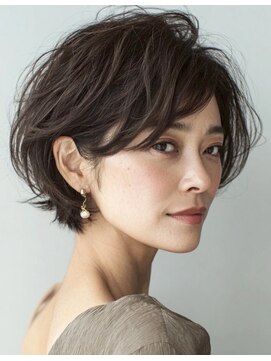 ハーツ(Heart's) ショート×白髪ぼかしカラー