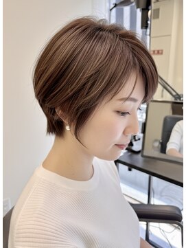 バッカ(BACCA) 軽やか＆華やかに｜40代から始める大人ショート×ハイライト