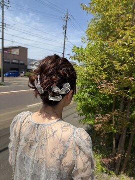 エルパライソ 鯖江店(Elparaiso) ボブでもできる【ヘアアレンジ】