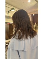 フランチェスカ(Francesca)&nbsp;ミディアムパーマ　ゆるめ　オリーブベージュ