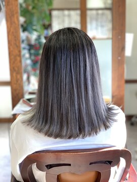 ヤソ(yaso) グレー　バレイヤージュ