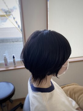 ロルド シェリ(Rold Cheri) ショートウルフインナーカラー