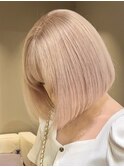 1991外国人風カラーミルクティーバニラベージュ前下がりボブ