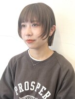 ココ 原宿(KOKO)&nbsp;黒髪小顔クラゲヘアーオリーブグレーココアベージュボブウルフ