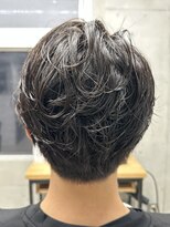 フイ 代々木(Hui)&nbsp;メンズ/アップバング/ツーブロックマッシュ/束感ショート波巻き