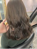 大人ガーリー ニュアンスパーマ オリーブアッシュ