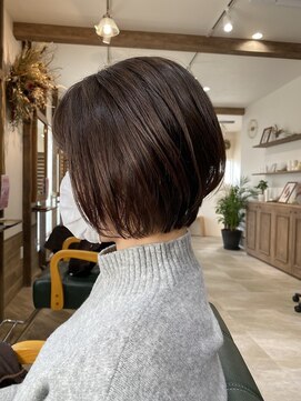 エルア 辻堂(LR.) 大人ハイライト/シークレットハイライト/抜け感ベージュショート