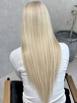 ロウル 渋谷(LOWRL)&nbsp;ホワイトブロンド/ケアブリーチ/シールエクステ