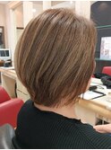 ミセス おしゃれな大人のデザインカラー 白髪ぼかし ボブ