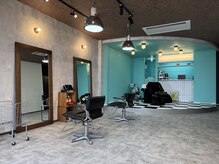 開放的で、心地よいプライベート空間【いわき美容室】