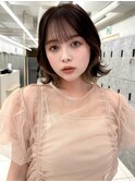 ショートヘア顔周りレイヤーブリーチダブルカラーショートボブ