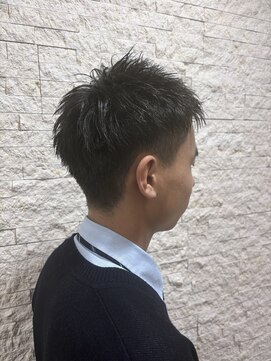 ツーブロ/スパイキーショート／フェード／ピンパーマ