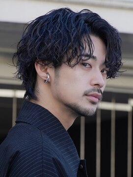 フィフス 名駅(fifth) 名古屋スパイラルパーマ名駅ツイストシャドウルフセンターパート