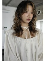 ニーム 栄(nimes) kaon ロングレイヤーパーマとデザインカラー
