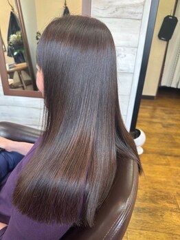 ピース 高塚店の写真/髪質に合わせて薬剤を調合！髪のダメージを最小限に抑え、毛先まで艶のある自然なストレートを叶えます☆